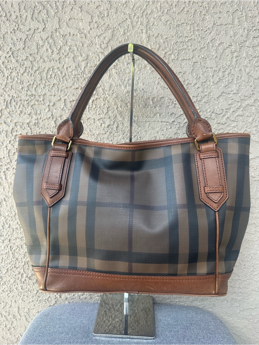 BURBERRY Plaid Leather hand bag - Picture 2 of 14